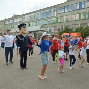 ТЫ ДОЛЖЕН ДВИГАТЬСЯ ВПЕРЁД, ДОЛЖЕН БЫТЬ ПЕРВЫМ! 